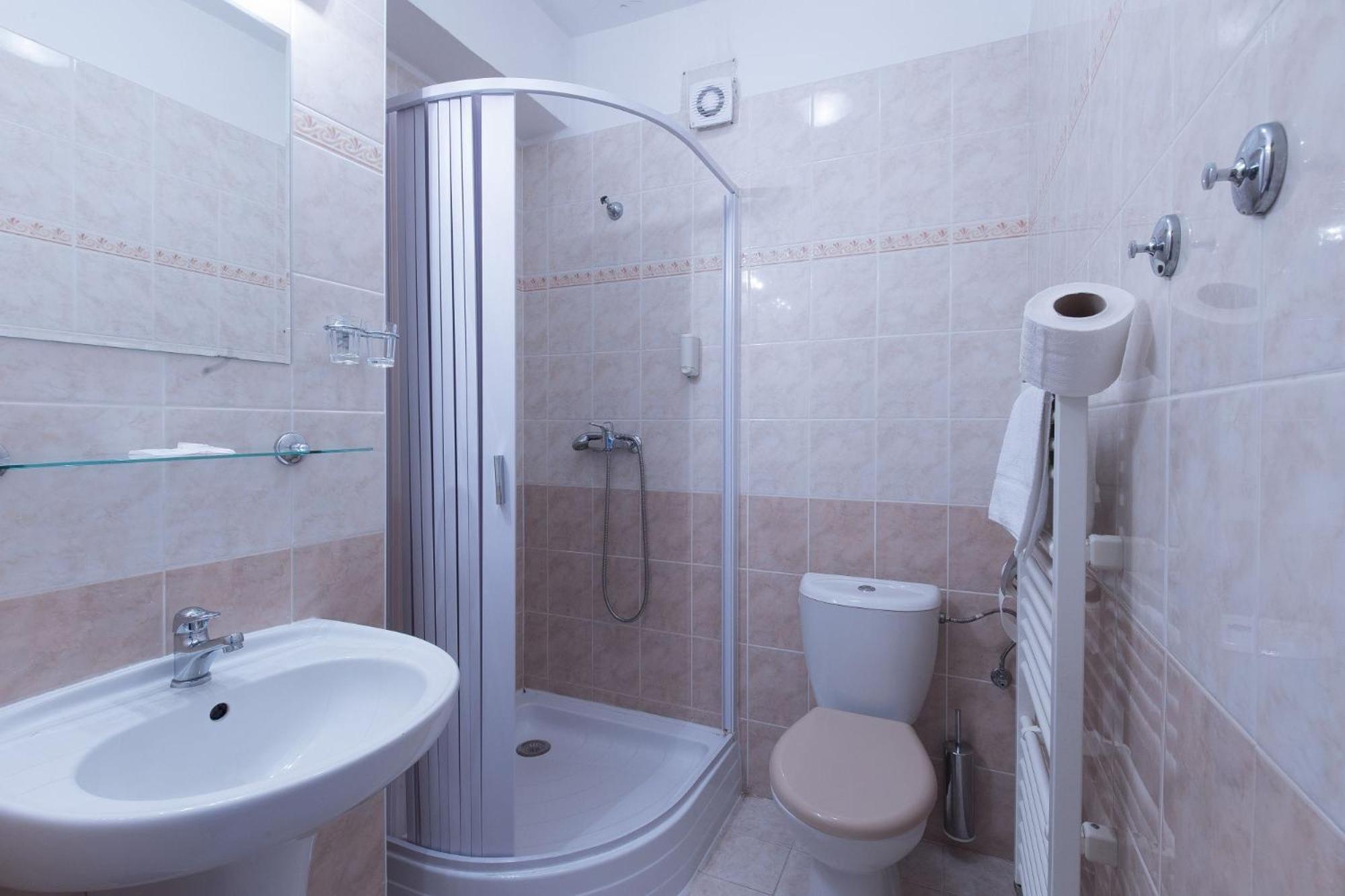 Hotel Belvedere Příbram Екстериор снимка