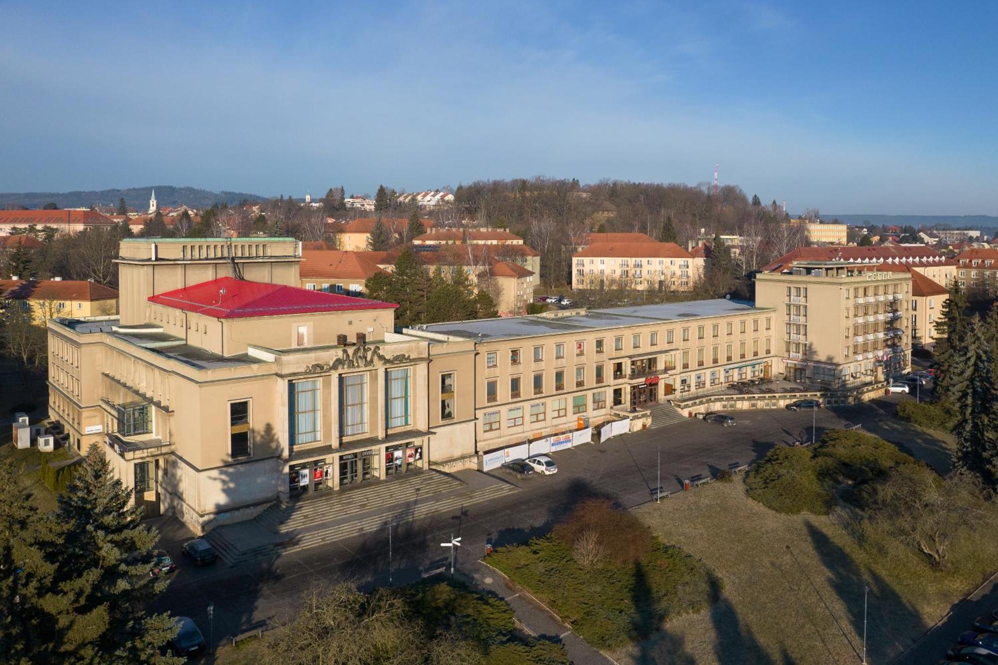 Hotel Belvedere Příbram Екстериор снимка
